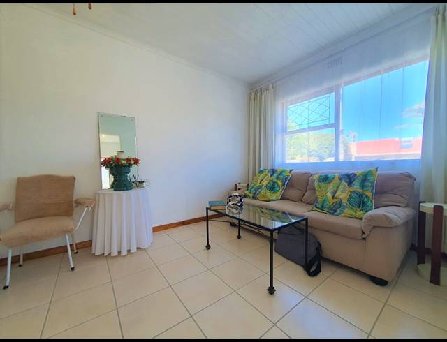 1 BEDROOM APARTMENT TO LET IN GOODWOOD PARK